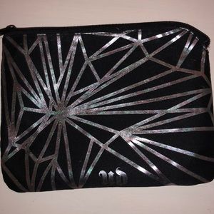 Urban Decay limited edition vice 4 make up bag